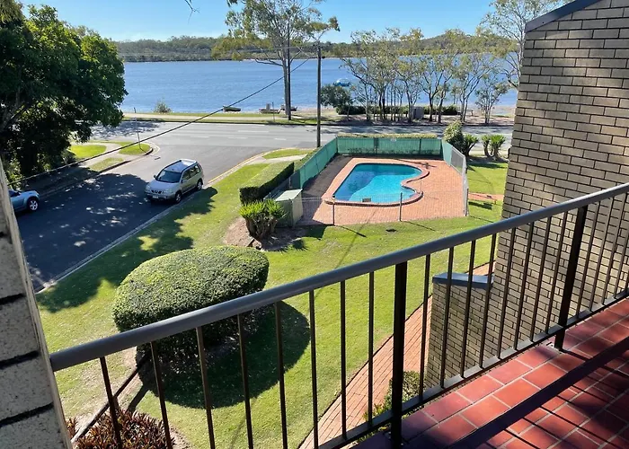 River View Getaway - Great Location